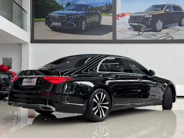 Mercedes-Benz S-Class 2024