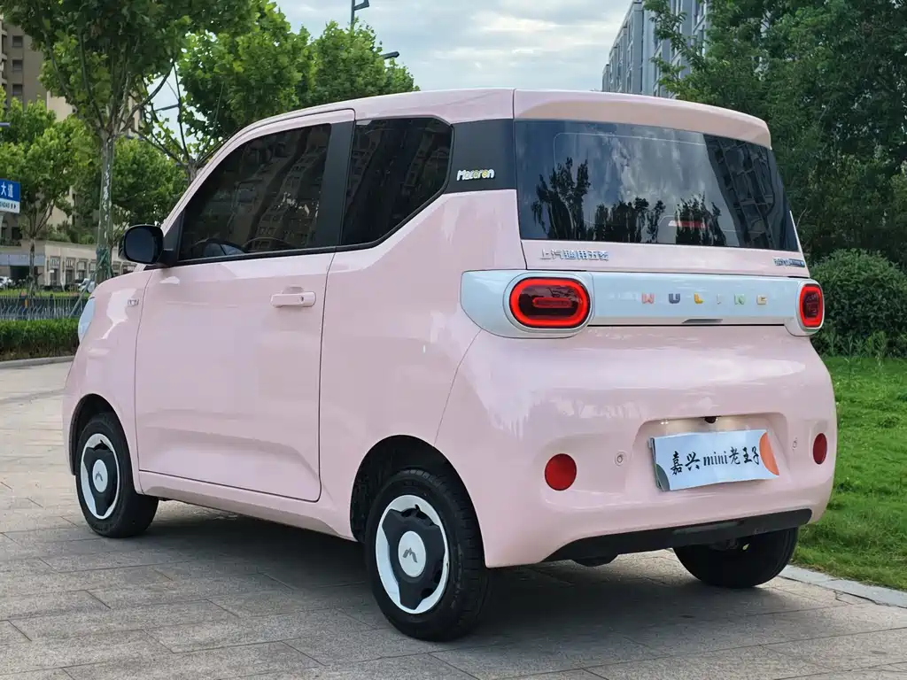 Wuling Hongguang MINIEV 2025