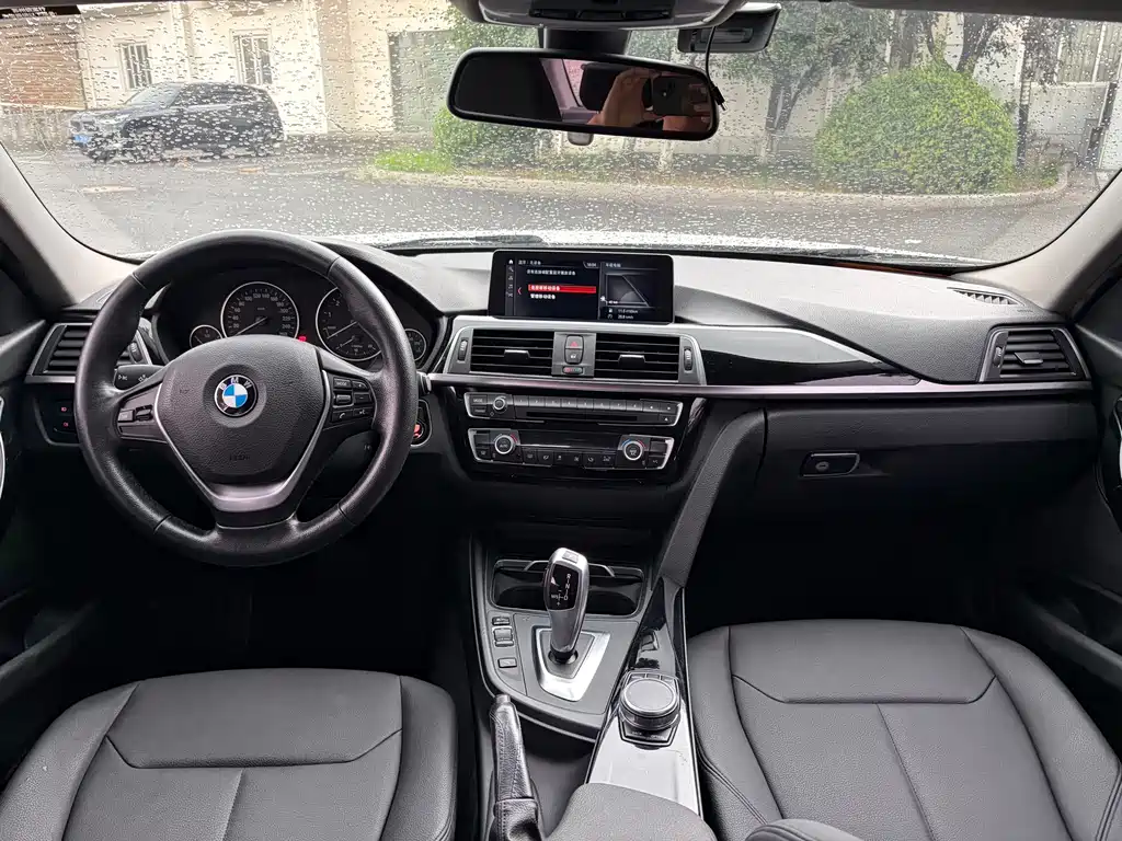 BMW 3 Series 2016