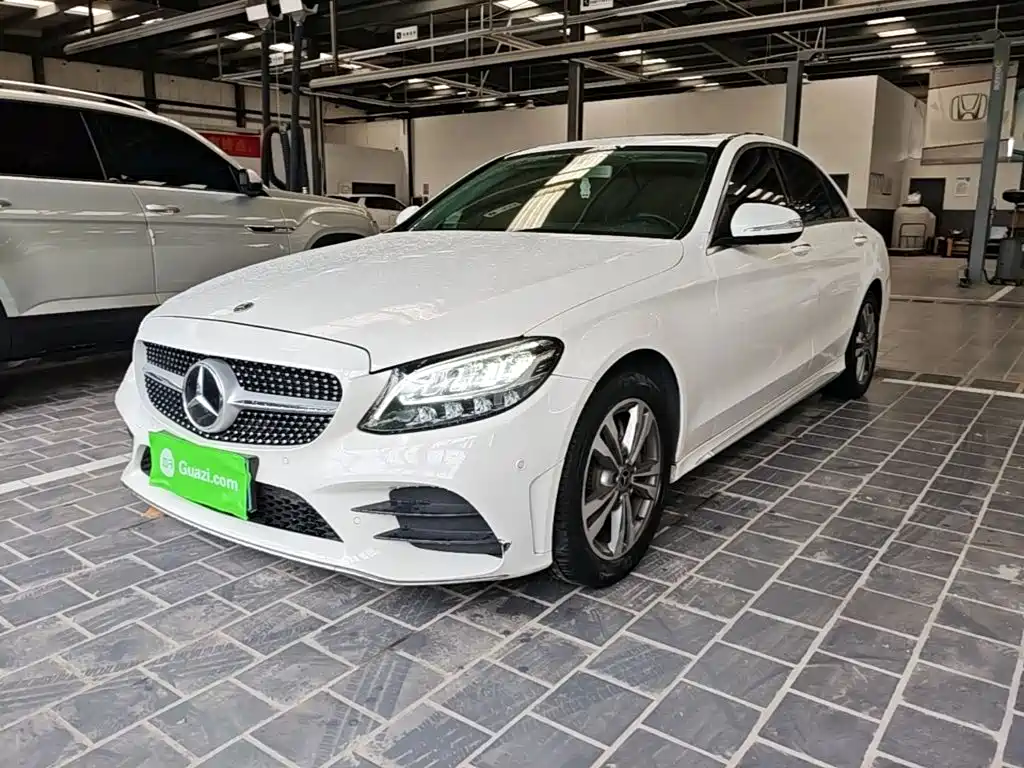 Mercedes-Benz C-Class 2019