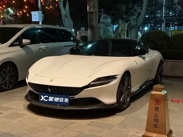 Ferrari Roma 2021