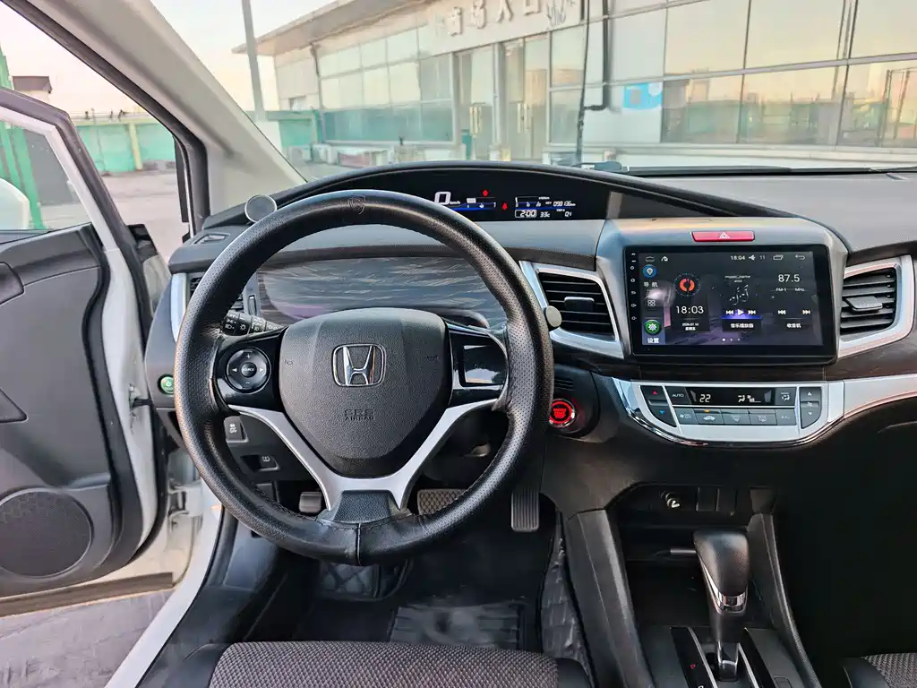 Honda Jade 2017 — фото 13