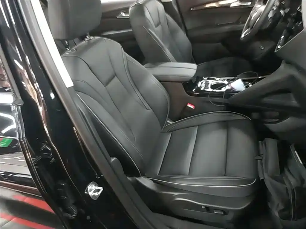 Buick Envision Plus 2023 — фото 25