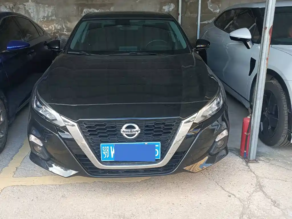 Nissan Teana 2023