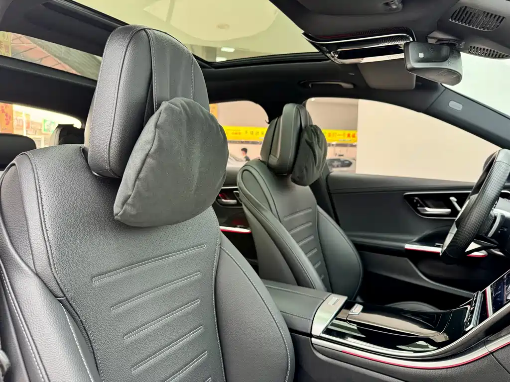 Mercedes-Benz C-Class 2023 — фото 15