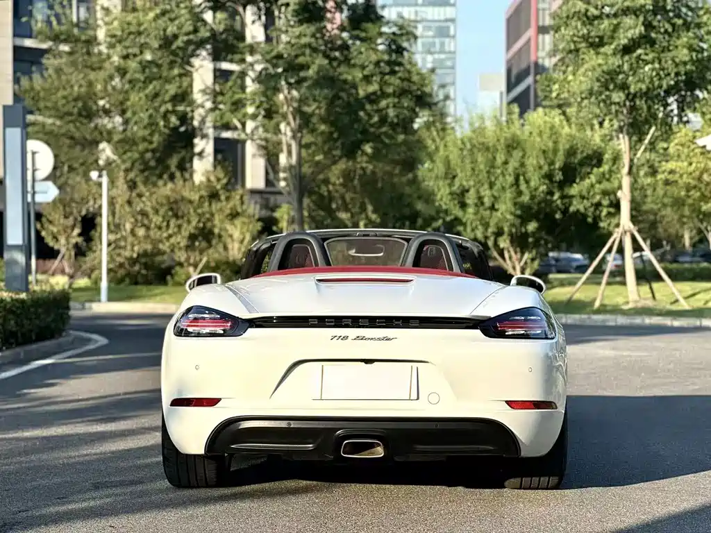 Porsche 718 2022 — фото 12