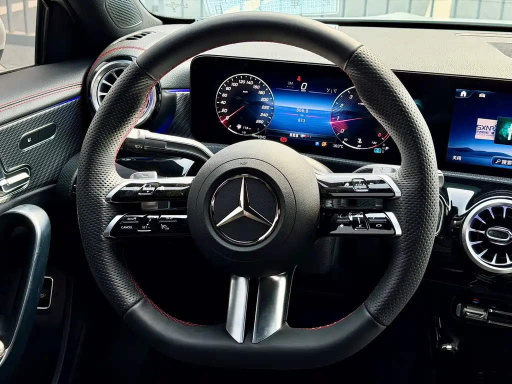 Mercedes-Benz A-Class 2025 — фото 7