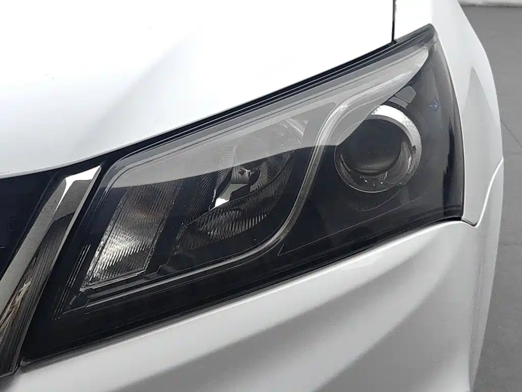 Geely Emgrand 2016 — фото 7