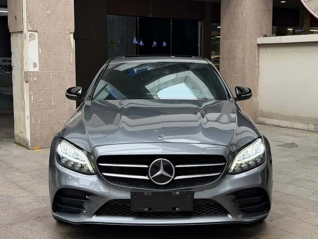 Mercedes-Benz C-Class 2020