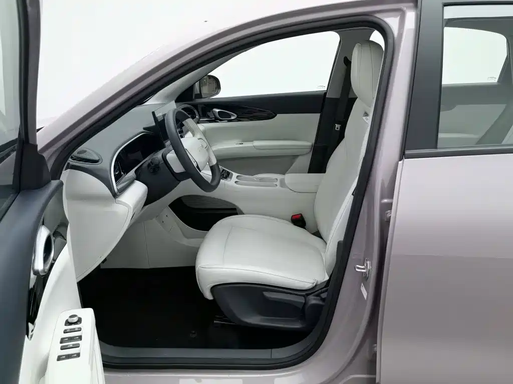 Geely Galaxy Starwish 2025 — фото 10