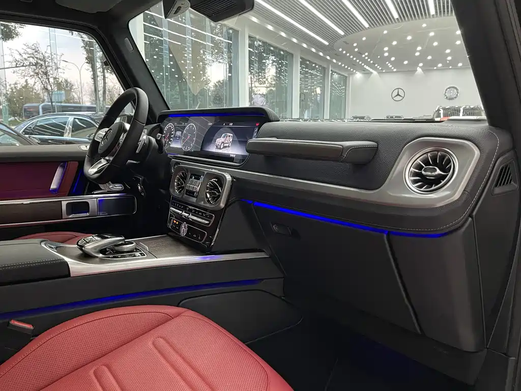 Mercedes-Benz G-Class 2023 — фото 21