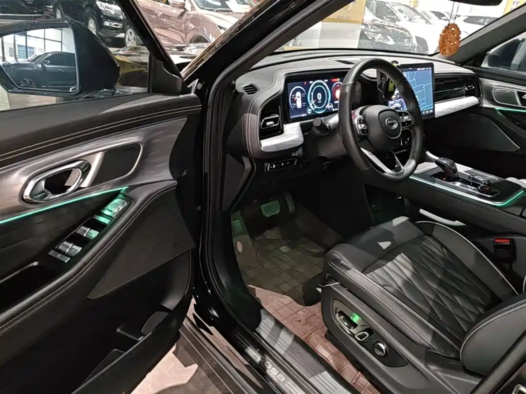 GAC Motor Trumpchi GS8 2023 — фото 16