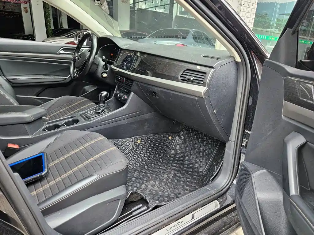 Volkswagen Lavida 2021