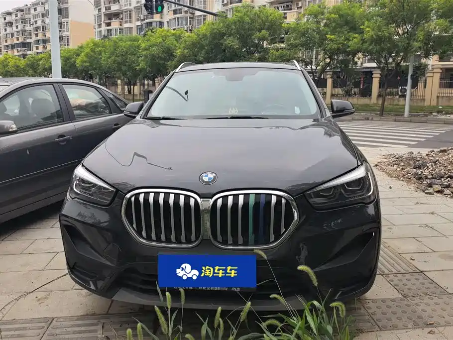 BMW X1 2022 — фото 2