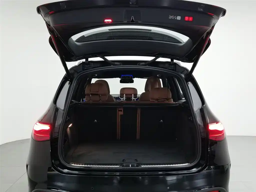 Mercedes-Benz GLC 2023 — фото 16