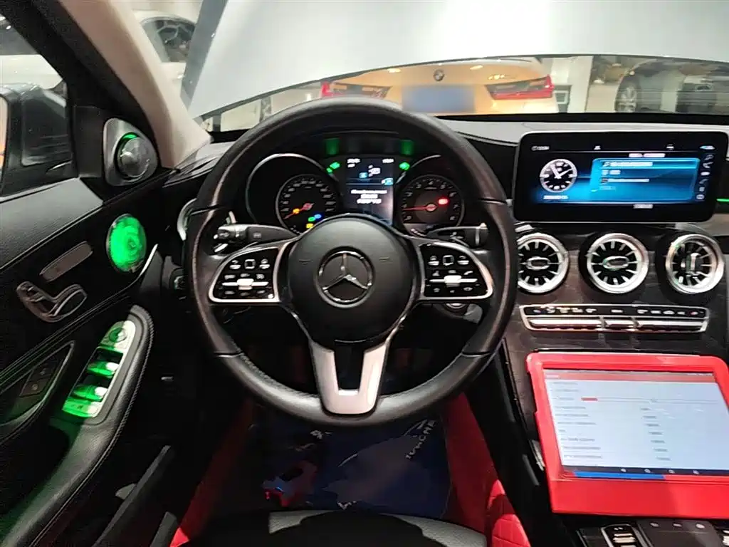 Mercedes-Benz C-Class 2019 — фото 11