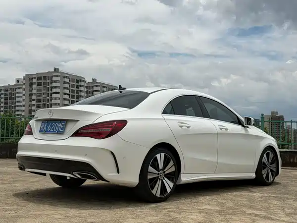 Mercedes-Benz CLA 2018