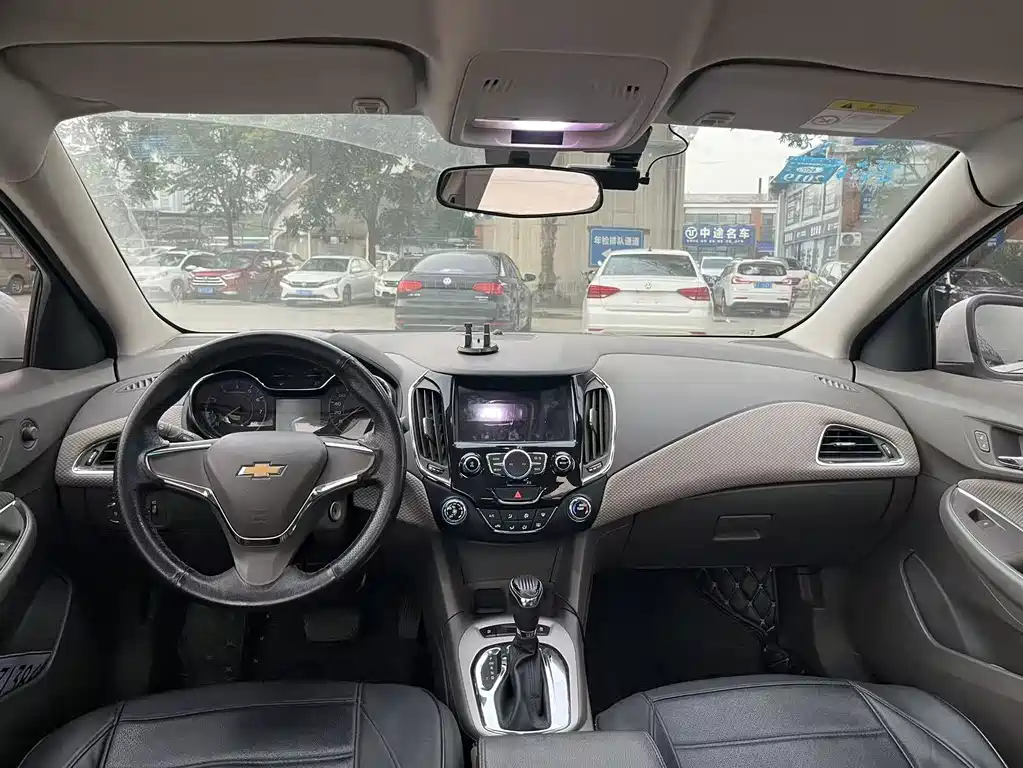 Chevrolet Cruze 2015 — фото 9