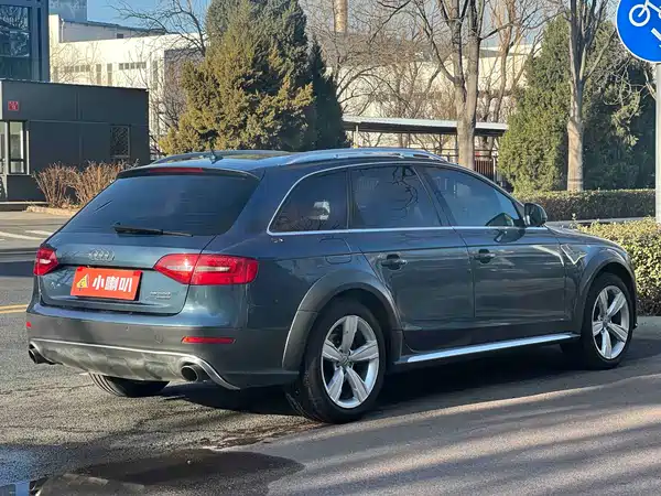 Audi A4 2014