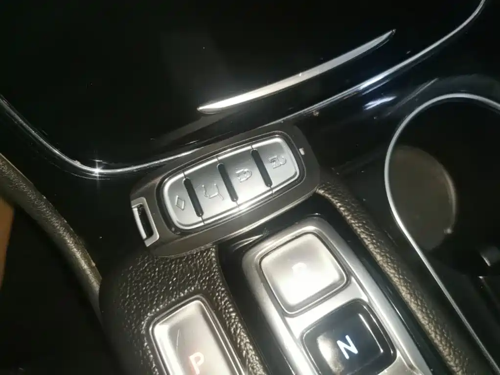 Hyundai Santa Fe 2019 — фото 17