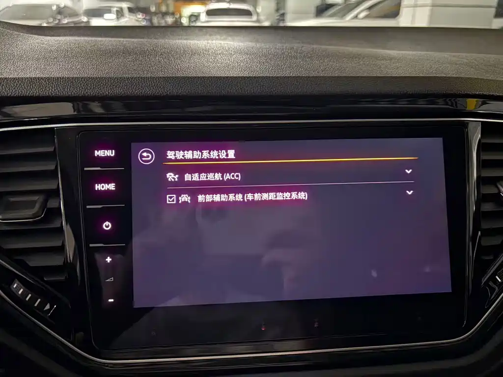 Volkswagen T-Roc 2022 — фото 10