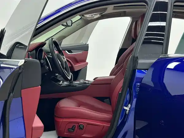 Maserati Levante 2016