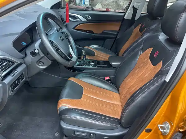 BYD Qin NEV 2015