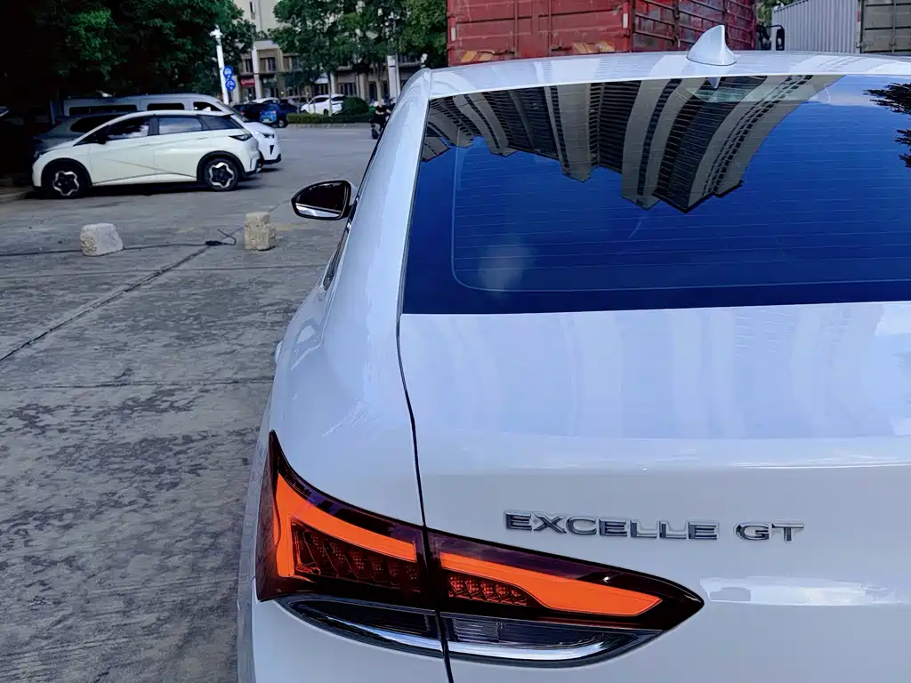 Buick Excelle GT 2020 — фото 23