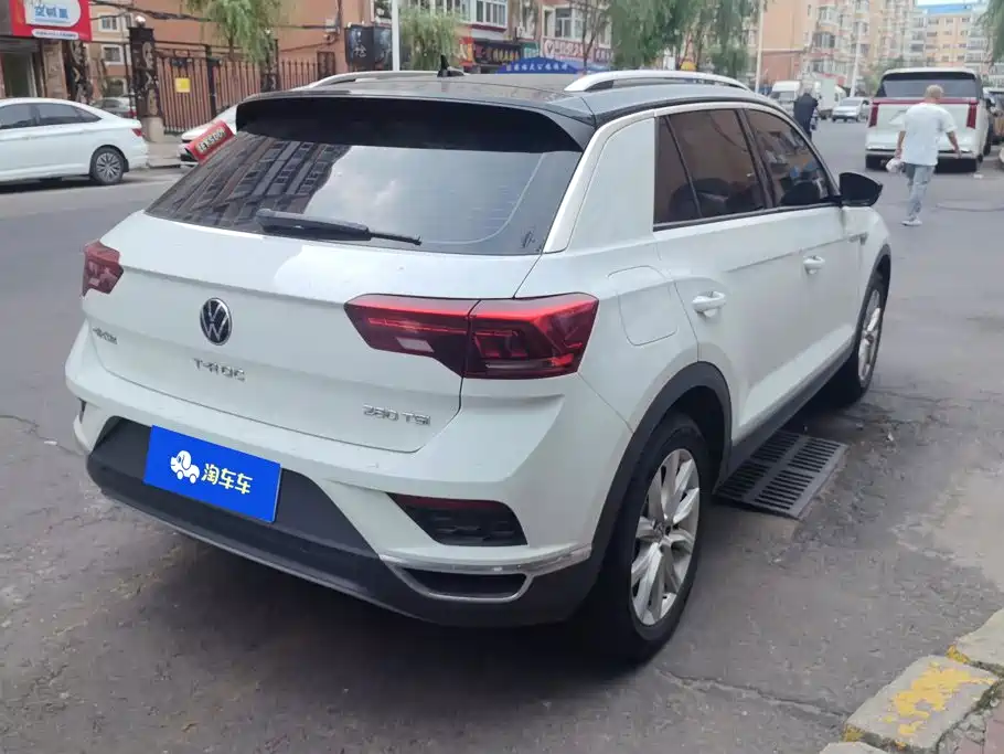 Volkswagen T-Roc 2023