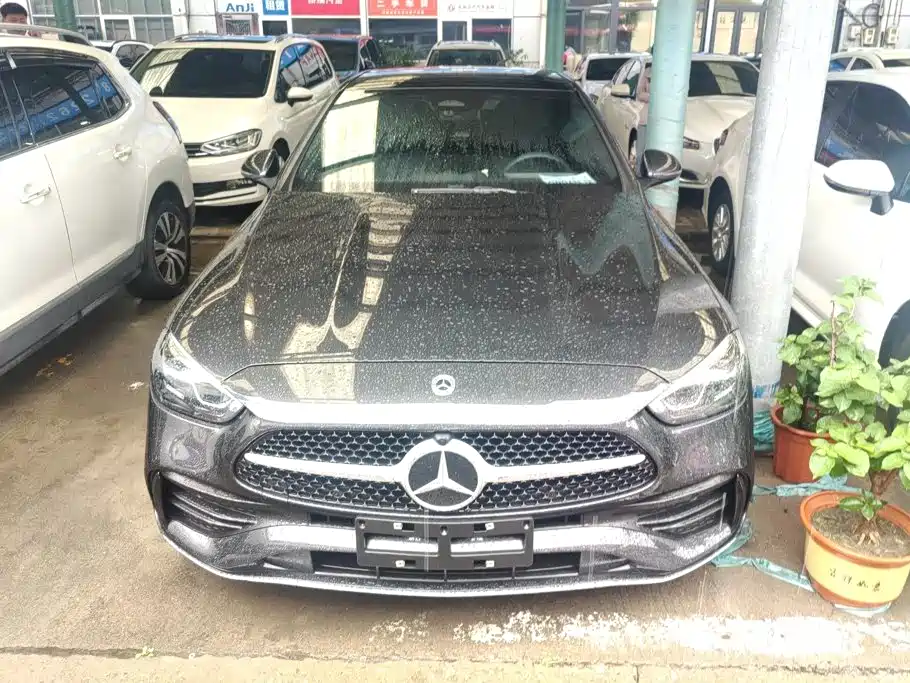 Mercedes-Benz C-Class 2024
