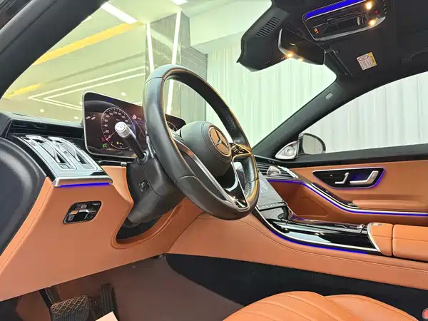 Mercedes-Benz S-Class 2024