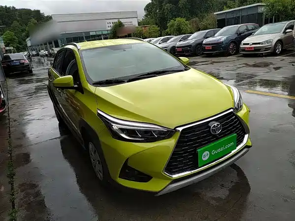 Toyota Yaris L 2022
