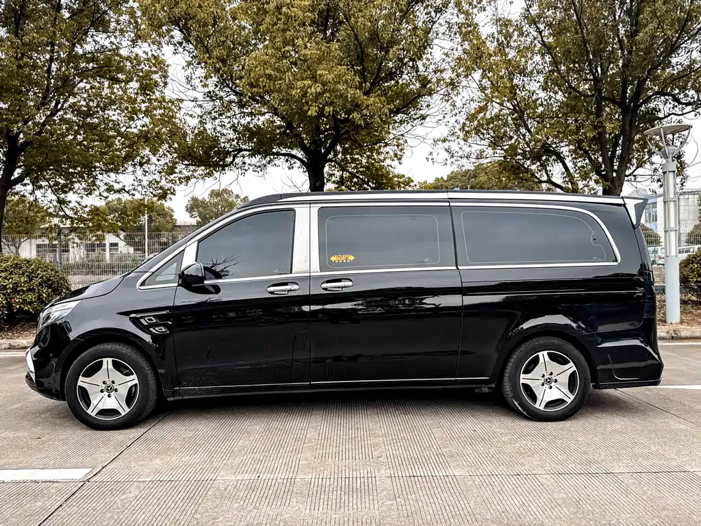 Mercedes-Benz Vito 2024 — фото 38