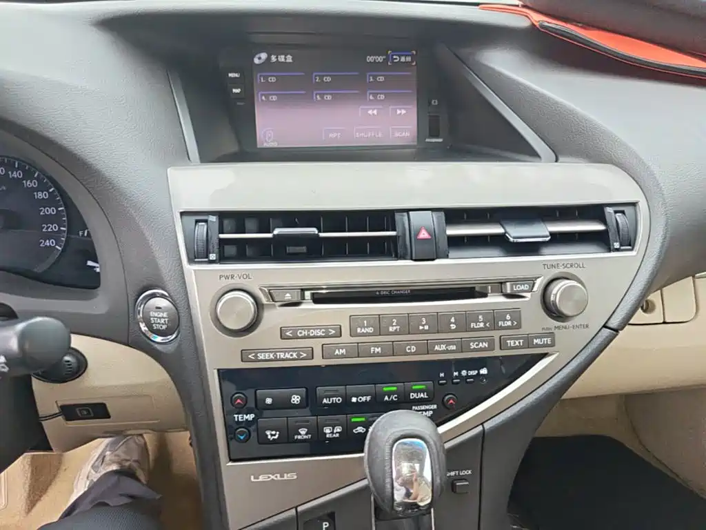 Lexus RX Classic 2015 — фото 13