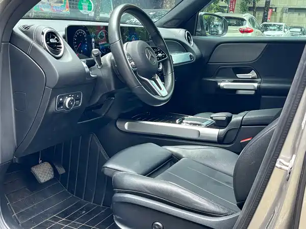 Mercedes-Benz GLB 2020