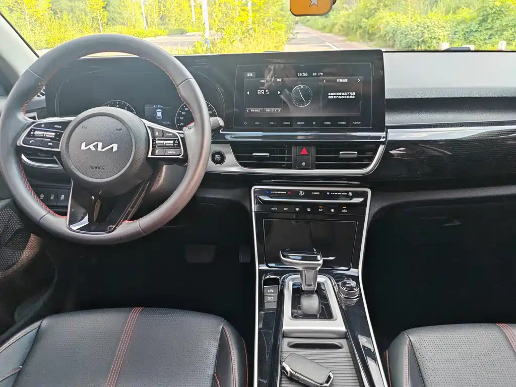 Kia KX3 2023 — фото 9