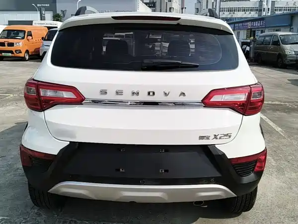 BAIC Shenbao X25 2016
