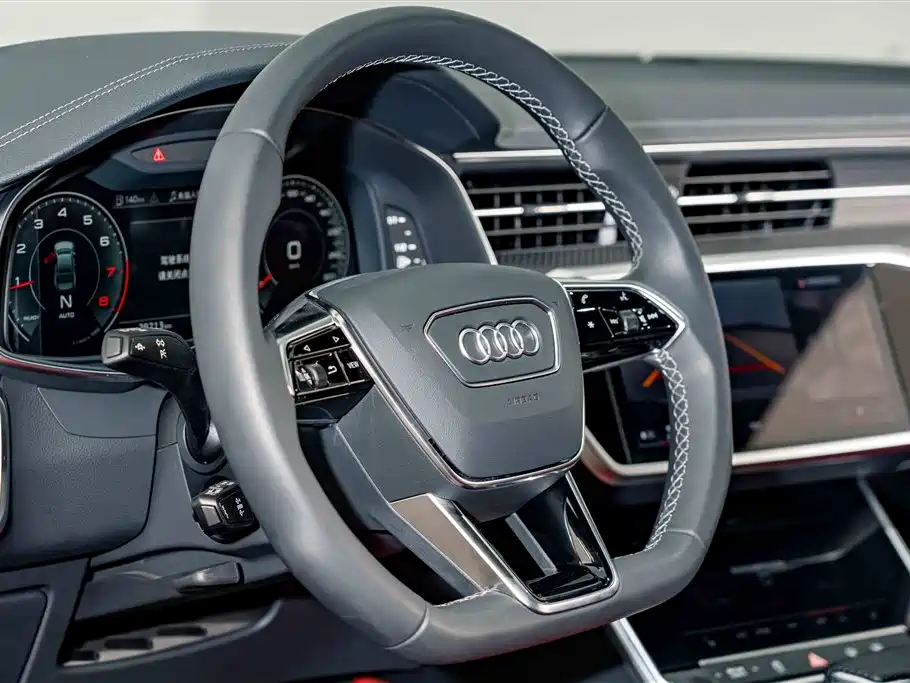 Audi A7L 2024 — фото 10