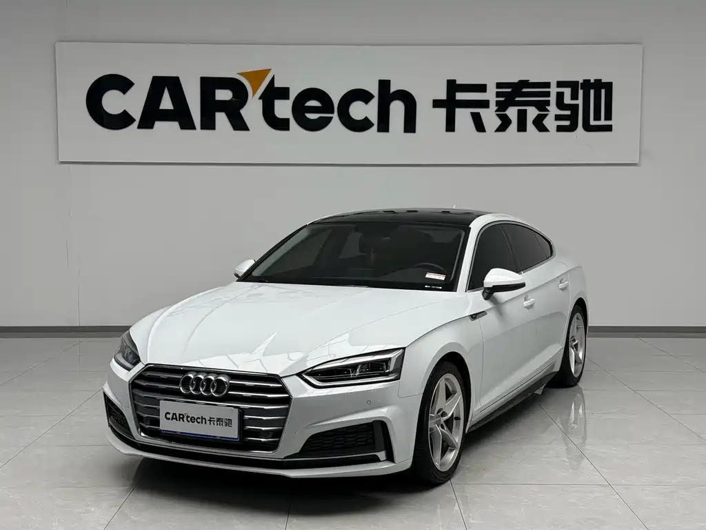 Audi A5 2021 — фото 1