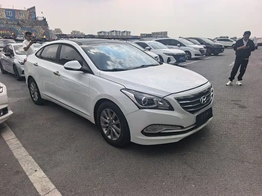Hyundai Mistra 2015 — фото 3