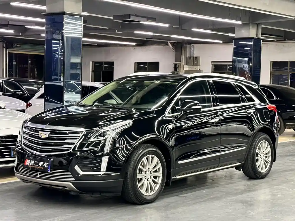 Cadillac XT5 2018 — фото 1