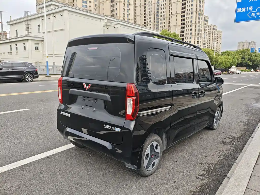 Wuling Zhiguang EV 2025 — фото 4