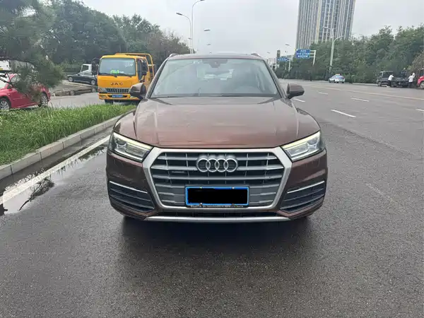 Audi Q5L 2019