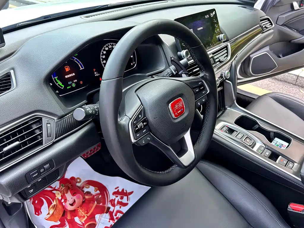 Honda Accord 2020 — фото 10