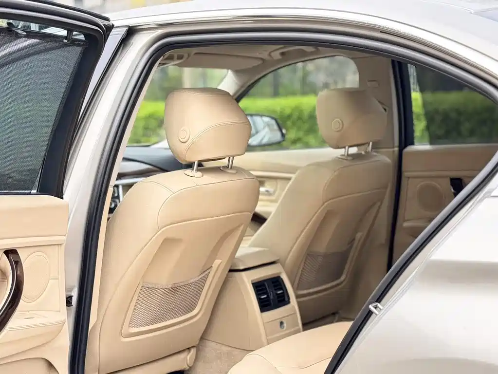 BMW 3 Series 2013 — фото 27