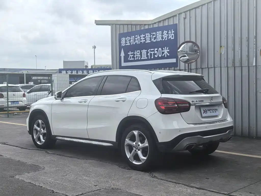 Mercedes-Benz GLA 2017