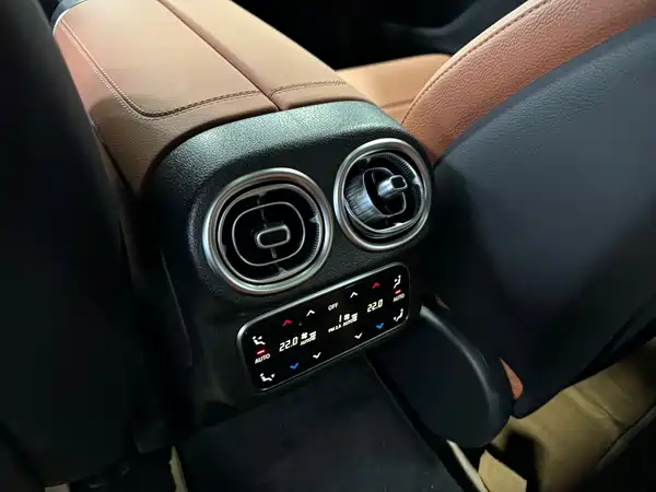 Mercedes-Benz GLC 2024
