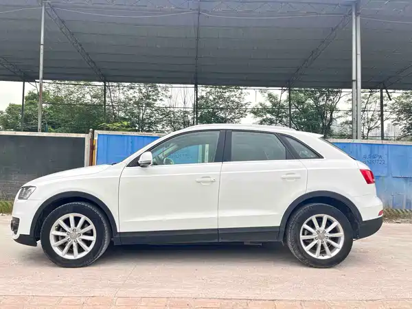 Audi Q3 2015