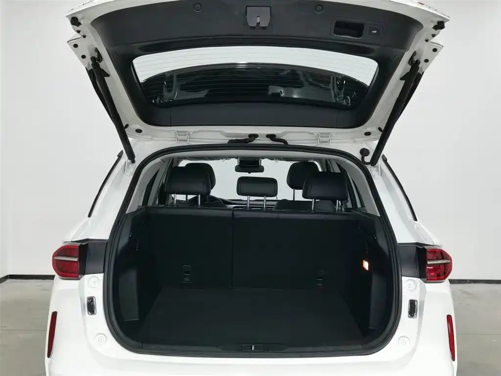 GAC Motor GS4 Plus 2023 — фото 16