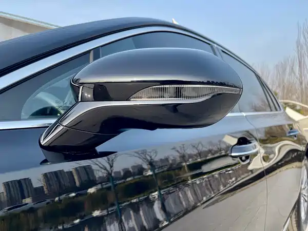 Hongqi H5 2024
